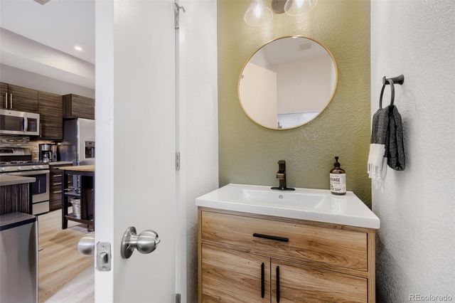 2805 W 52nd Avenue, Denver, CO 80221