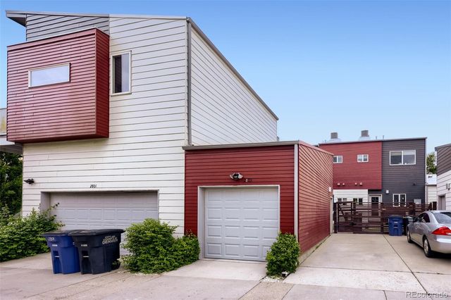 2805 W 52nd Avenue, Denver, CO 80221