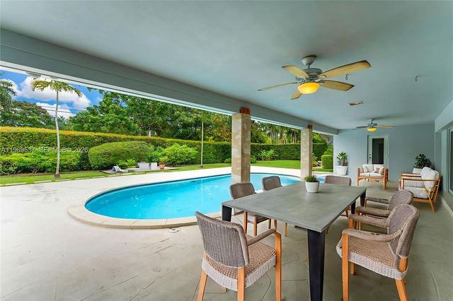 7451 SW 133rd St, Pinecrest, FL 33156