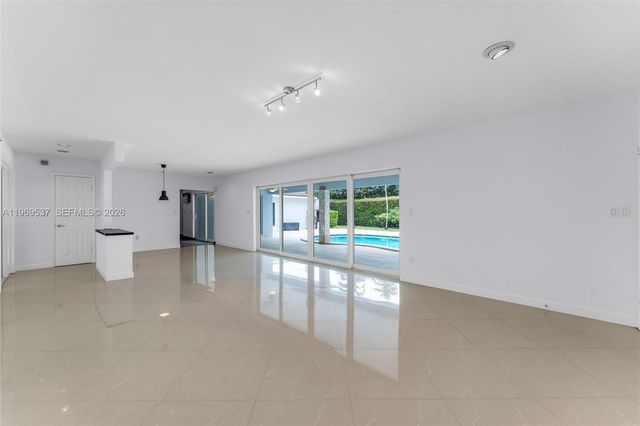 7451 SW 133rd St, Pinecrest, FL 33156