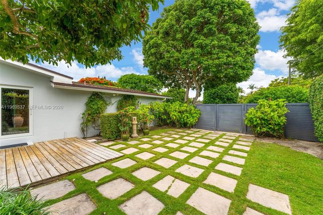 7451 SW 133rd St, Pinecrest, FL 33156