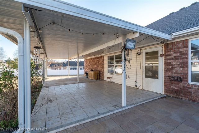 9805 Turtle Bay Drive, Fort Smith, AR 72903