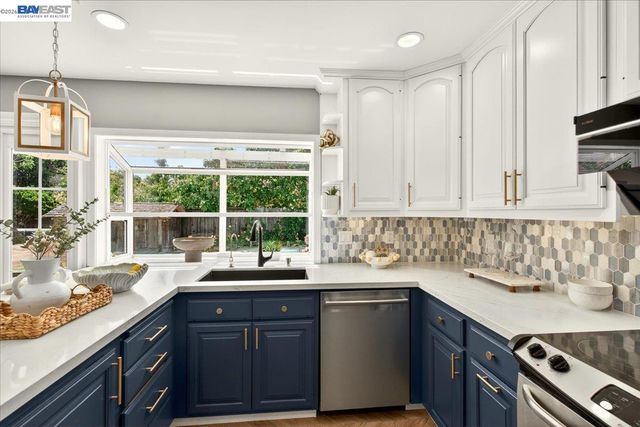 35345 Cheviot Ct, Newark, CA 94560