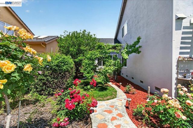 35345 Cheviot Ct, Newark, CA 94560