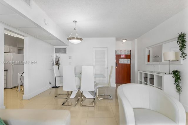 3801 S Ocean Dr 11S, Hollywood, FL 33019