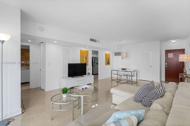 3801 S Ocean Dr 11S, Hollywood, FL 33019