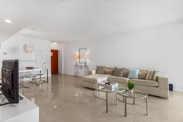 3801 S Ocean Dr 11S, Hollywood, FL 33019