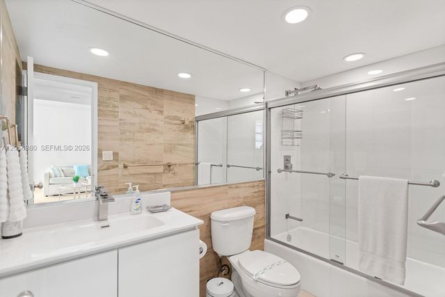 3801 S Ocean Dr 11S, Hollywood, FL 33019