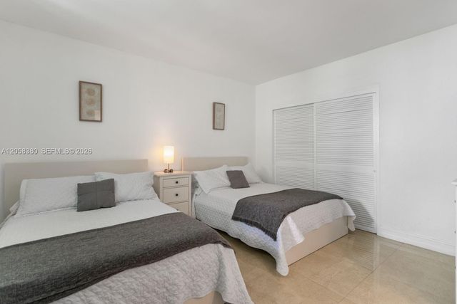 3801 S Ocean Dr 11S, Hollywood, FL 33019