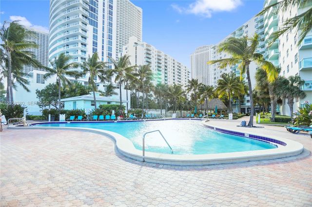 3801 S Ocean Dr 11S, Hollywood, FL 33019