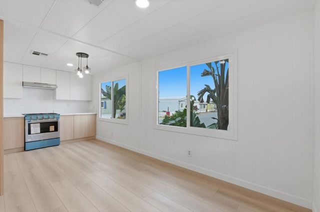 200 Burnett Avenue, Morgan Hill, CA 95037