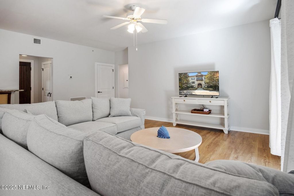 945 REGISTRY Boulevard 210, St. Augustine, FL 32092