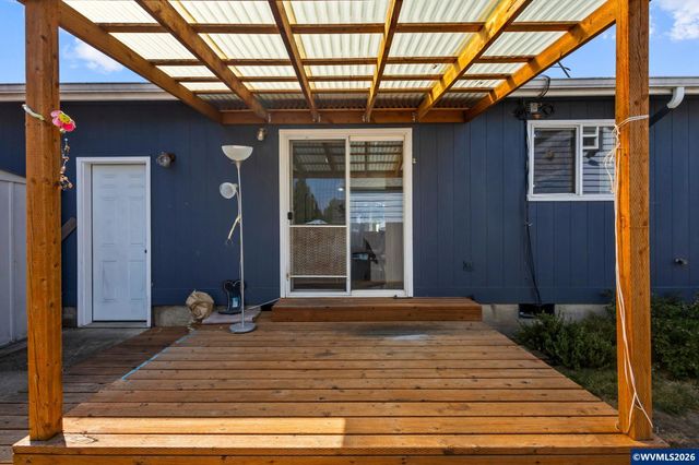 1485 Lawnridge St SW, Albany, OR 97321