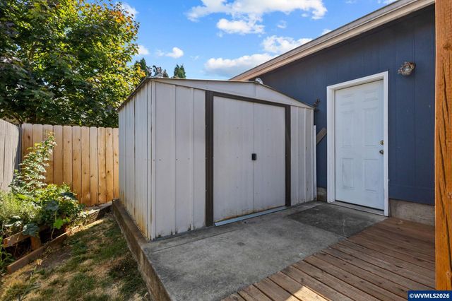 1485 Lawnridge St SW, Albany, OR 97321