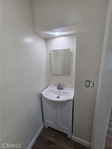 7918 Sierra Avenue, Fontana, CA 92336