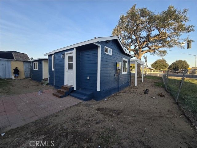 7918 Sierra Avenue, Fontana, CA 92336
