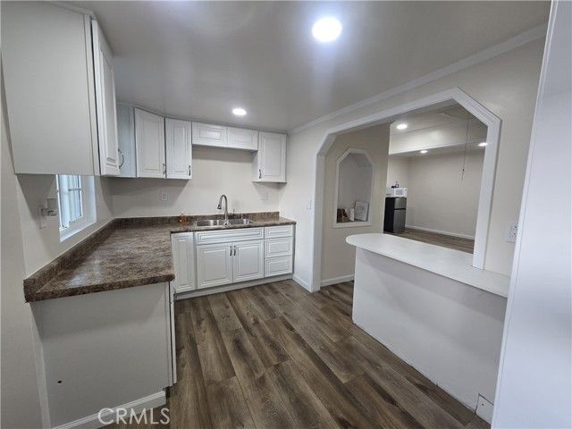 7918 Sierra Avenue, Fontana, CA 92336