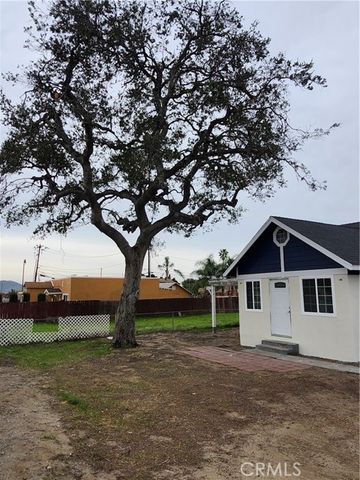 7918 Sierra Avenue, Fontana, CA 92336