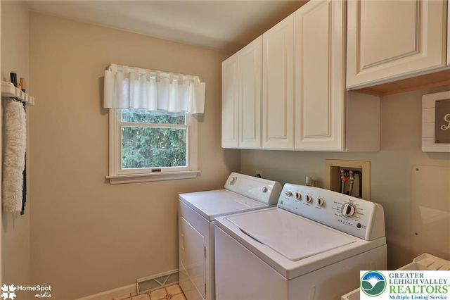 2205 North Pewter Drive, Lower Macungie Twp, PA 18062
