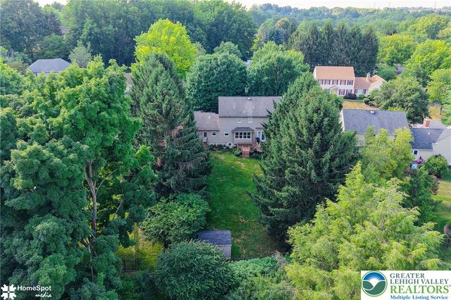 2205 North Pewter Drive, Lower Macungie Twp, PA 18062