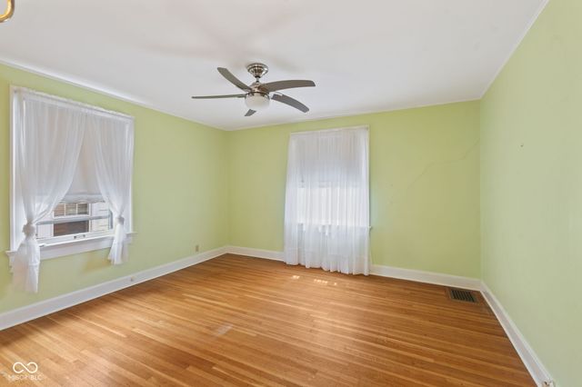 5120 E Pleasant Run Parkway North Drive, Indianapolis, IN 46219