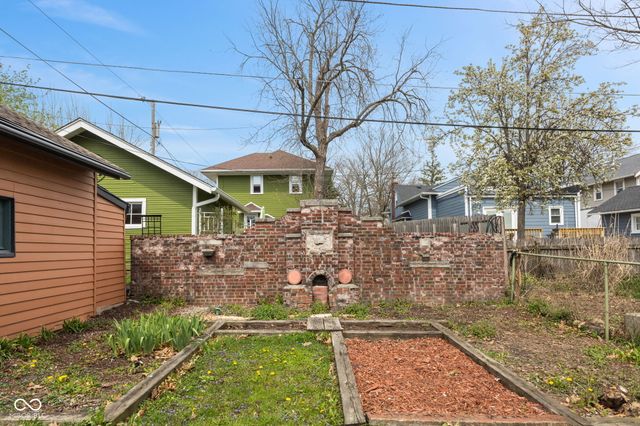 5120 E Pleasant Run Parkway North Drive, Indianapolis, IN 46219