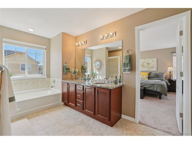 6008 Lynx Creek Cir, Erie, CO 80516