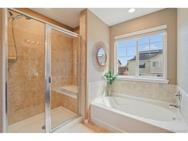 6008 Lynx Creek Cir, Erie, CO 80516