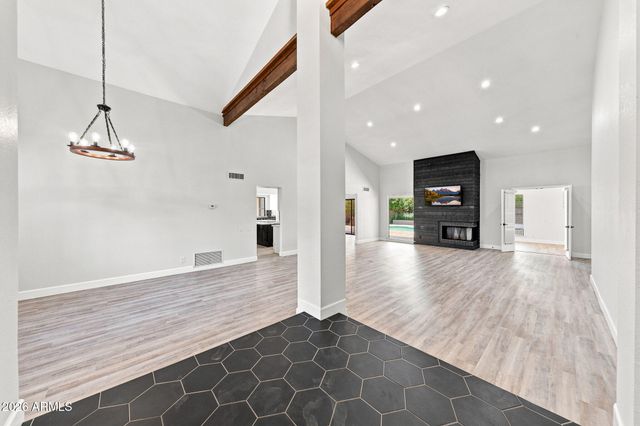 8405 E TURQUOISE Avenue, Scottsdale, AZ 85258