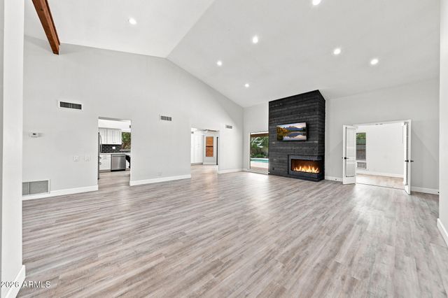 8405 E TURQUOISE Avenue, Scottsdale, AZ 85258