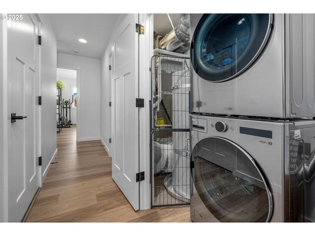 254 N 1ST St, St Helens, OR 97051