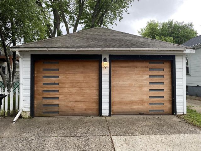 2622 Douglas AVENUE, Racine, WI 53402
