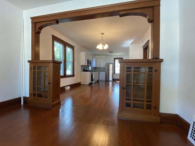 2622 Douglas AVENUE, Racine, WI 53402