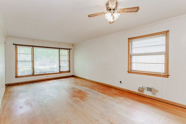 6317 N Lowell Avenue, Chicago, IL 60646