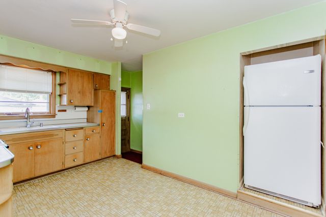 6317 N Lowell Avenue, Chicago, IL 60646