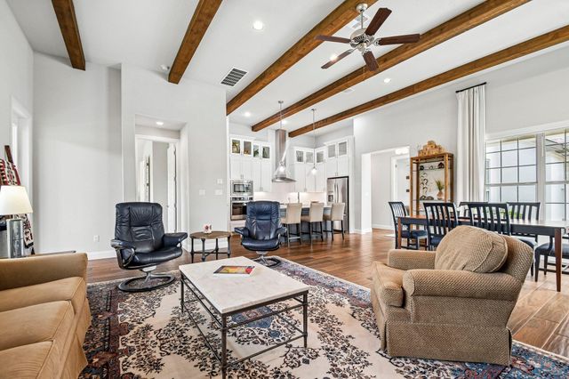 360 Mendocino LN, Austin, TX 78737
