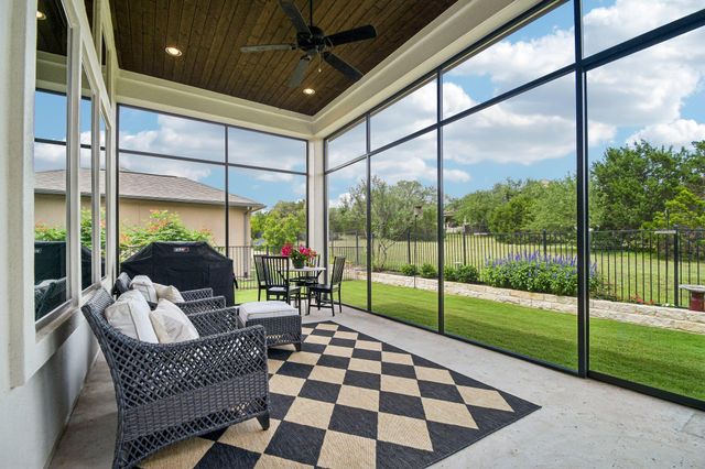 360 Mendocino LN, Austin, TX 78737