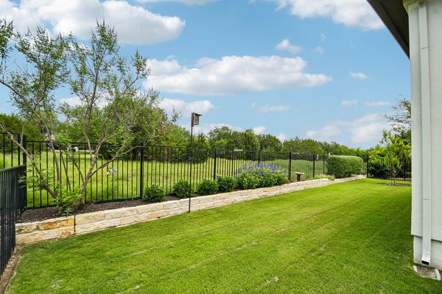 360 Mendocino LN, Austin, TX 78737