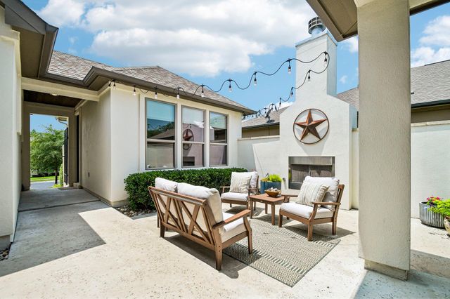360 Mendocino LN, Austin, TX 78737