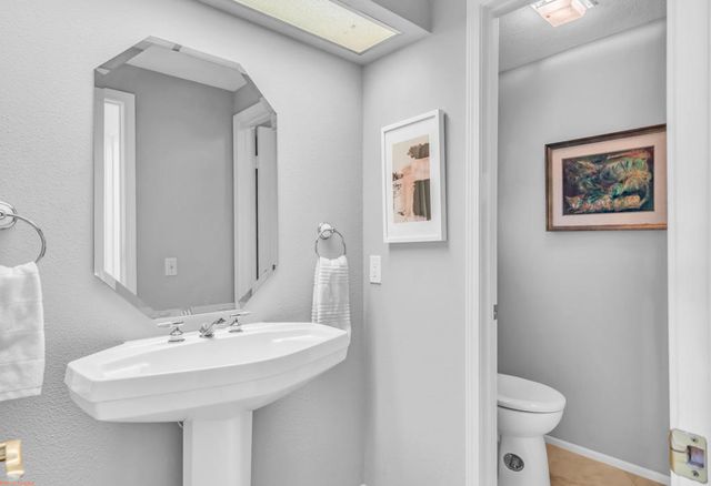 402 Cypress Point Drive, Palm Desert, CA 92211