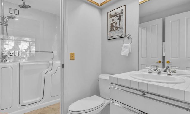 402 Cypress Point Drive, Palm Desert, CA 92211