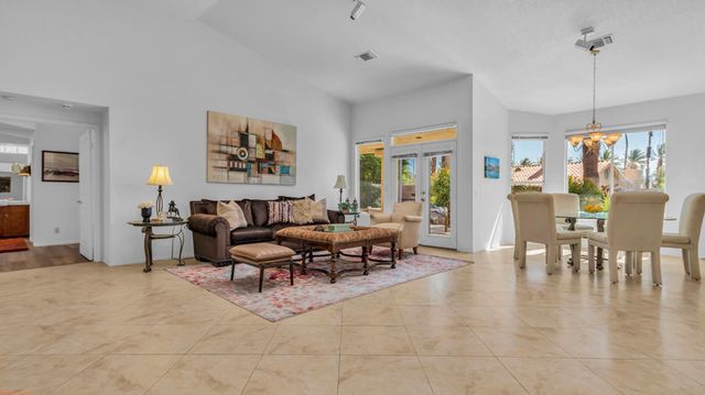 402 Cypress Point Drive, Palm Desert, CA 92211