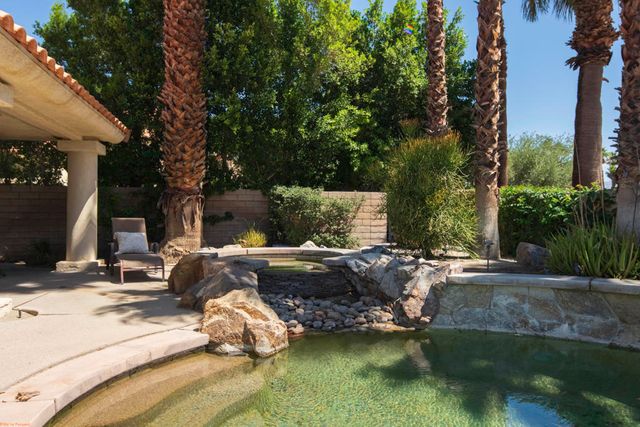 402 Cypress Point Drive, Palm Desert, CA 92211