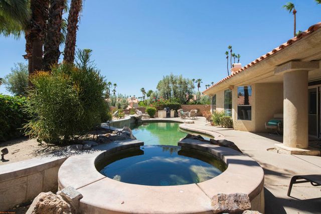402 Cypress Point Drive, Palm Desert, CA 92211