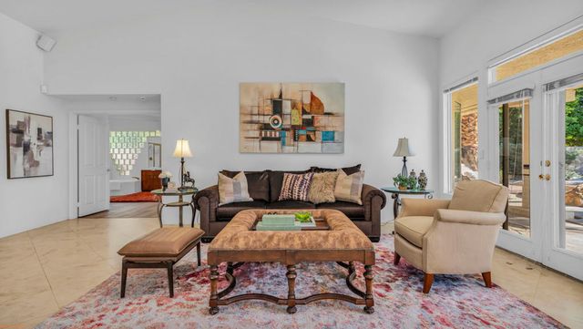 402 Cypress Point Drive, Palm Desert, CA 92211