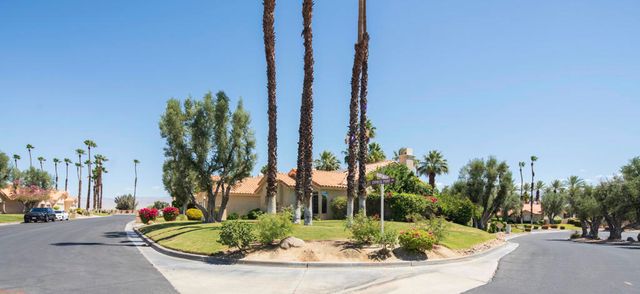 402 Cypress Point Drive, Palm Desert, CA 92211