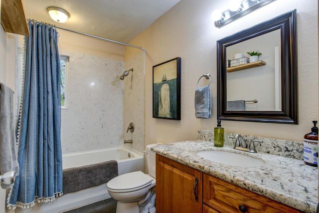 21480 Consolation St, Volcano, CA 95689