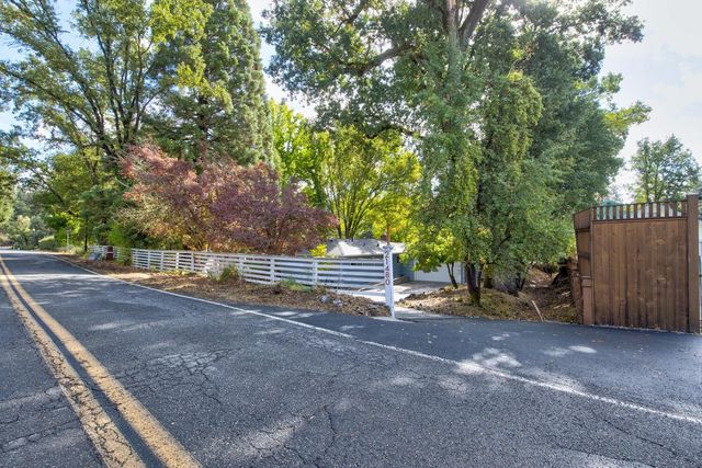 21480 Consolation St, Volcano, CA 95689