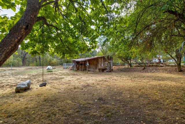 21480 Consolation St, Volcano, CA 95689