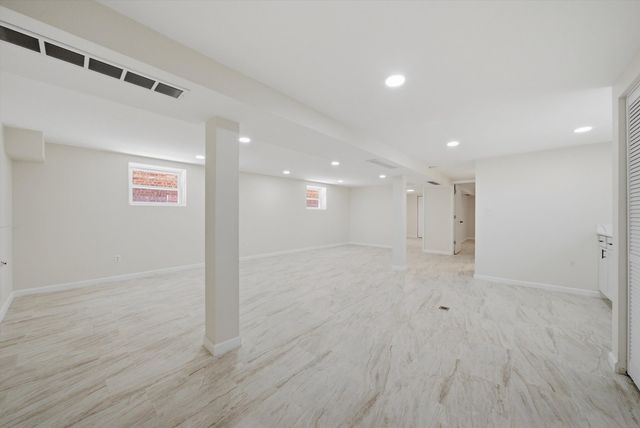 3907 W Marquette Road, Chicago, IL 60629